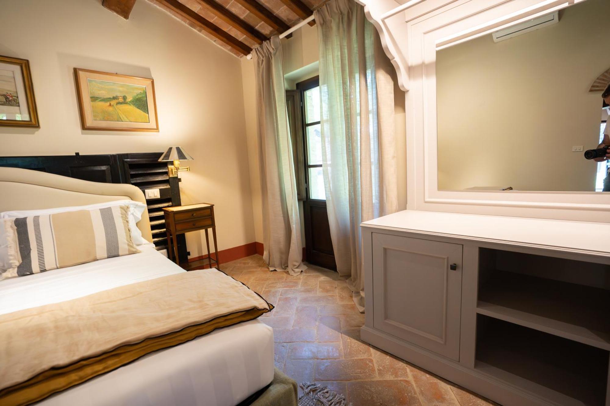 Equo Suites Petrignano Del Lago Exterior photo