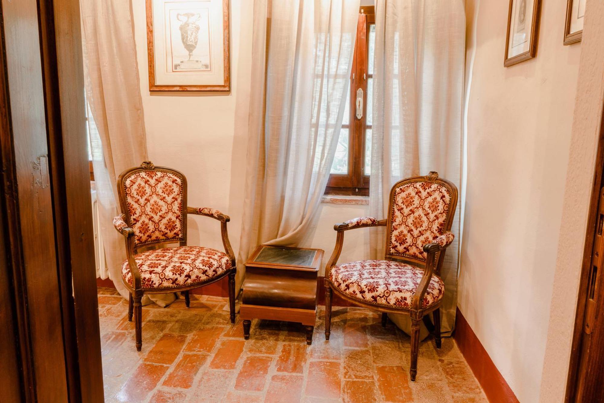 Equo Suites Petrignano Del Lago Exterior photo